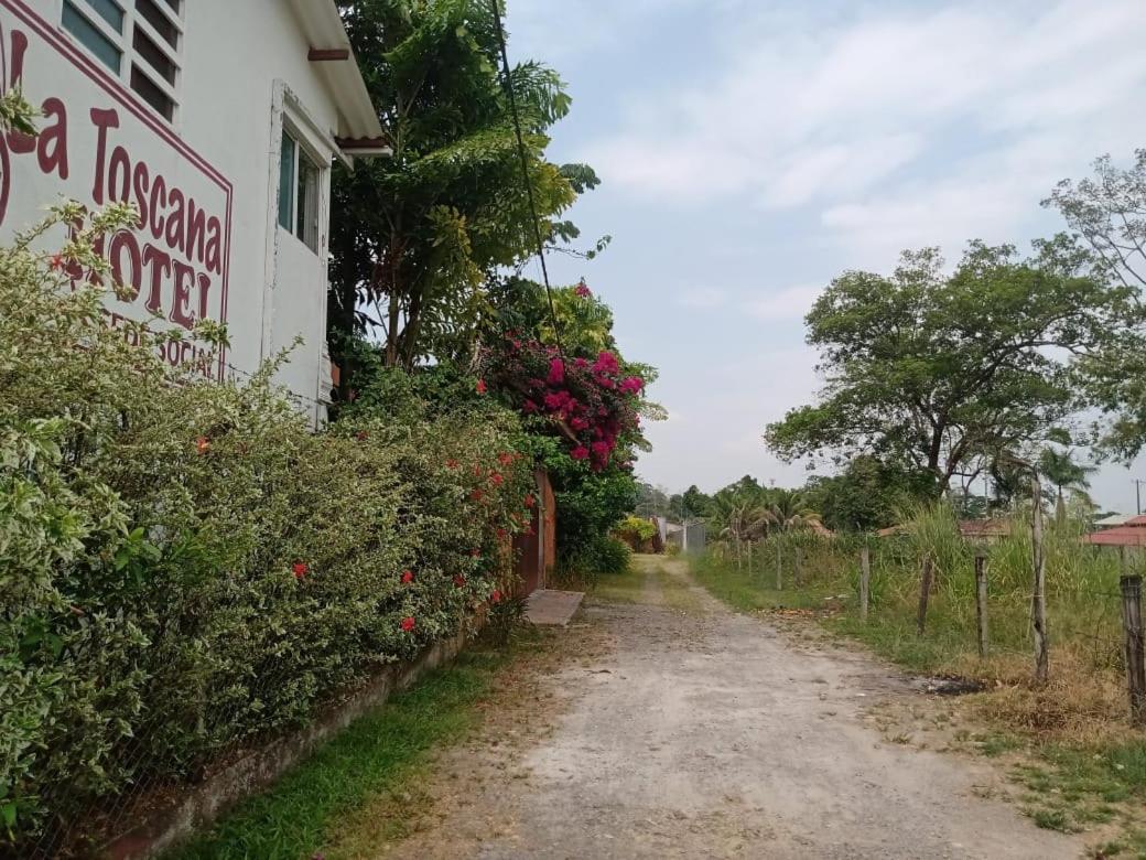 Hotel Campestre La Toscana Villavicencio Eksteriør bilde